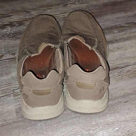 Skechers Relaxed Fit Air Cooled Memory Foam  Tan slip on Shoes  Sz 11 - Picture 4 of 7